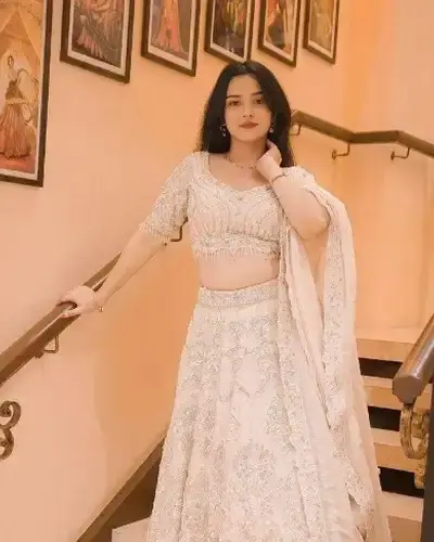 Escort Kannad